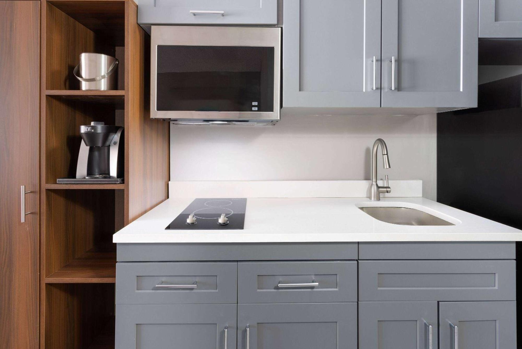 Hawthorn Extended Stay By Wyndham Columbia-Ft Jackson Exteriör bild